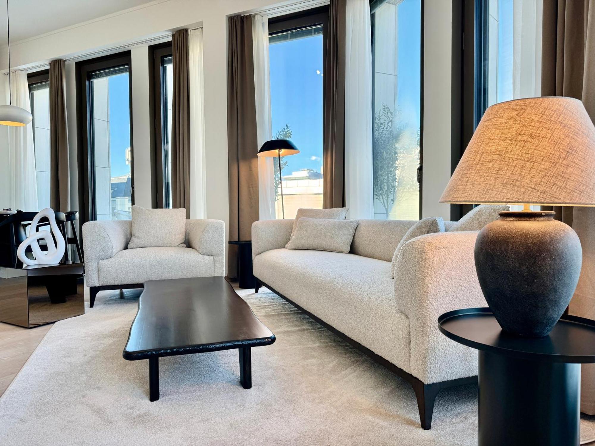 לוקסמבורג Voya Residence Zenit Royal - Luxury Apart Hotel Rooftop Views & Concierge מראה חיצוני תמונה
