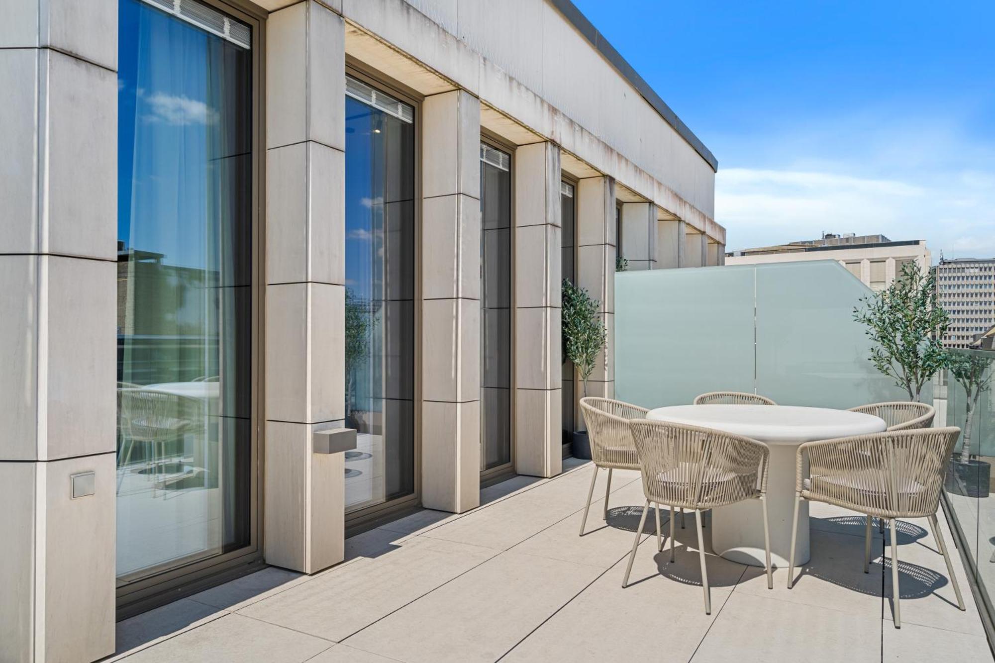 לוקסמבורג Voya Residence Zenit Royal - Luxury Apart Hotel Rooftop Views & Concierge מראה חיצוני תמונה