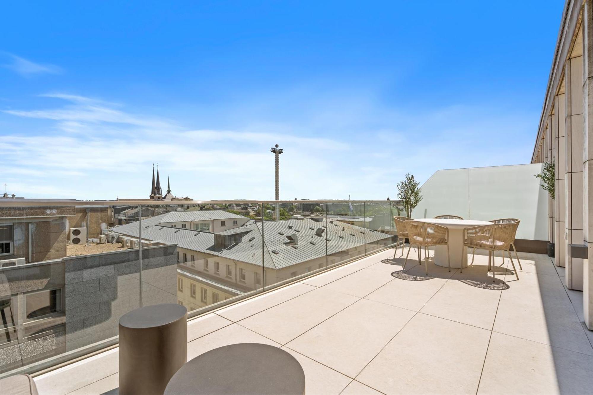 לוקסמבורג Voya Residence Zenit Royal - Luxury Apart Hotel Rooftop Views & Concierge מראה חיצוני תמונה